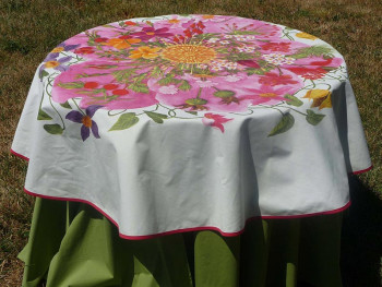 Zeitgenössisches Werk mit dem Titel « La nappe rose », Erstellt von PODESTAT CREATIONS