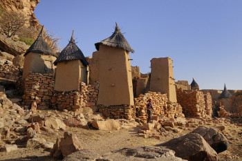 VILLAGE PAYS DOGON Auf der ARTactif-Website