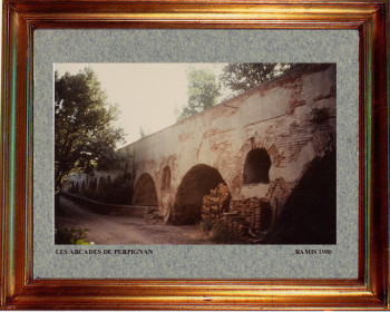 Catalogne nord, aqueduc à Perpignan 1980 Auf der ARTactif-Website