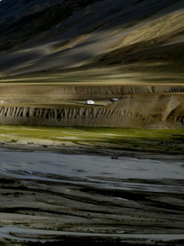 Zeitgenössisches Werk mit dem Titel « Isolé dans la Spiti Valley », Erstellt von ERIC TRANNOIS