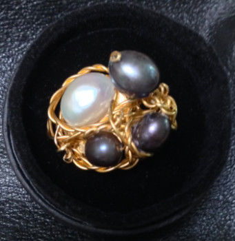 Nested Pearls/Nid aux perles Auf der ARTactif-Website