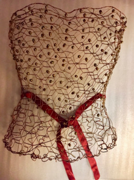 Corset with pearls Auf der ARTactif-Website