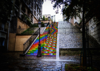 Zeitgenössisches Werk mit dem Titel « Montmartre en marches », Erstellt von CHRISTOPHE LINHART