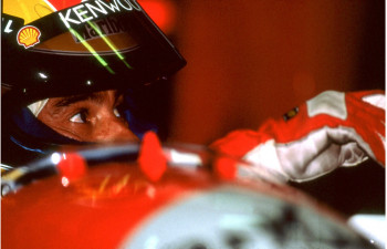 Zeitgenössisches Werk mit dem Titel « Réglage pour Ayrton Senna », Erstellt von DOMINIQUE LEROY