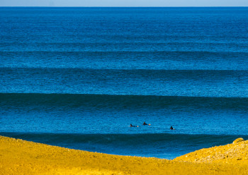 Zeitgenössisches Werk mit dem Titel « Lines of blue », Erstellt von PIERRE SASSI