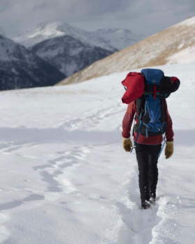 Zeitgenössisches Werk mit dem Titel « Montagne à deux », Erstellt von TITOUAN