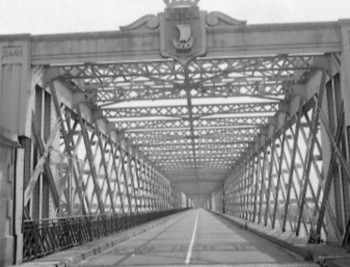 Zeitgenössisches Werk mit dem Titel « Pont Eiffel », Erstellt von CASSANDRE