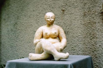 Zeitgenössisches Werk mit dem Titel « femme assise », Erstellt von MARTINE SAUSSE