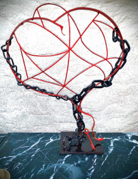 Zeitgenössisches Werk mit dem Titel « Chain of Love », Erstellt von ATELIER JYS