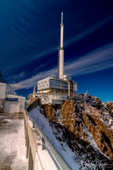 Zeitgenössisches Werk mit dem Titel « Pic du Midi de Bigorre », Erstellt von STUDIO PHOTOS 65