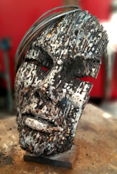 Zeitgenössisches Werk mit dem Titel « Asian Iron face », Erstellt von CHRISTOPHE MILCENT