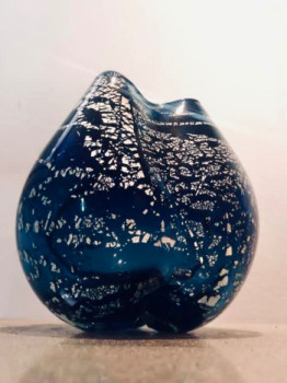 Zeitgenössisches Werk mit dem Titel « Vase Coco SEED MM », Erstellt von CYRIL-JOHN ROUSSEAU GLASS DESIGN