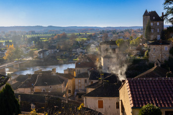 Zeitgenössisches Werk mit dem Titel « Balade aux bords du Lot », Erstellt von PHOTOSNICO