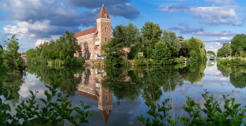 Zeitgenössisches Werk mit dem Titel « La Lys », Erstellt von PATRICE DARROMANPHOTOGRAPHE