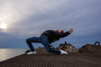 Zeitgenössisches Werk mit dem Titel « Danser », Erstellt von MICKA MINJOU