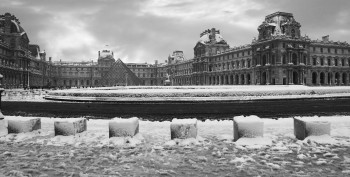 Zeitgenössisches Werk mit dem Titel « Paris sous son manteau neigeux. », Erstellt von FRANCK BELLIER