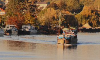 Zeitgenössisches Werk mit dem Titel « Péniche sur les flots », Erstellt von NEAL MOSNY