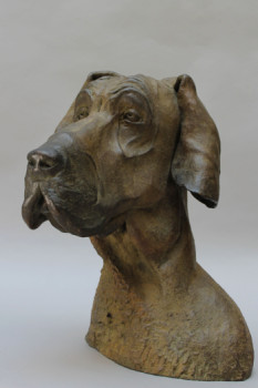 Zeitgenössisches Werk mit dem Titel « Omer, Dog Allemand », Erstellt von VIRGINIE CHARDON SCULPTURE