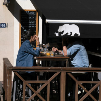 Zeitgenössisches Werk mit dem Titel « La rencontre », Erstellt von UGATZABEGUI