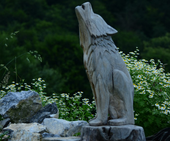 Zeitgenössisches Werk mit dem Titel « Grand Loup/Wolf », Erstellt von LEMOUTONVERT