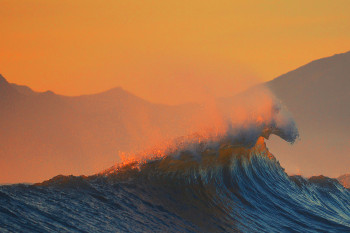 Zeitgenössisches Werk mit dem Titel « La vague à la manière de Kokusai », Erstellt von FANFAN FOTO