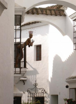 Zeitgenössisches Werk mit dem Titel « Barcelona - Manequin au balcon », Erstellt von SARCIE