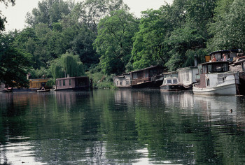 Zeitgenössisches Werk mit dem Titel « 1991 Berlin Tiergarten », Erstellt von LAURENT TCHEDRY