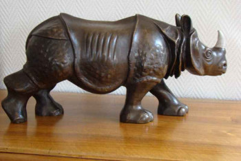 Zeitgenössisches Werk mit dem Titel « rhinoceros », Erstellt von RENé LORENZI