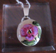 pendentif-05-la-pensee-rose